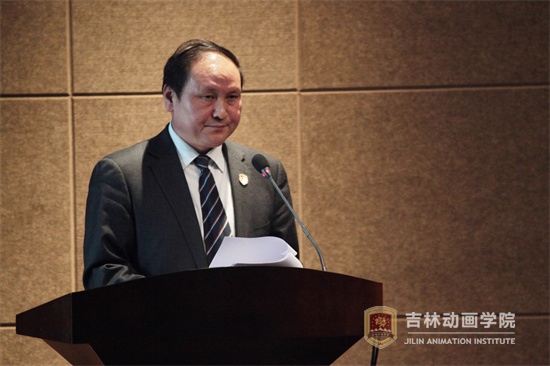 7副院长张砚为宣读学院全面深化二级管理的实施方案.jpg